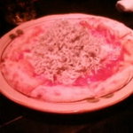 Denzu Saketen Kawagoe Eigyousho - しらすピザ
