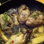 Okagesantsu - 牡蠣とエリンギのアヒージョ