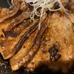 炙り豚丼 火輪 - 
