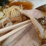 中華そば 笑歩 - バラ肉チャーシューの厚さ