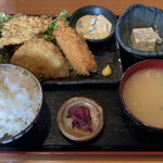 Sushi Izakaya Umifuku - 海鮮フライ定食　アジ、キス、グラタンコロッケ　　　　　　　800円(税込)