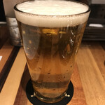 ヒマラヤテーブル - ヘレスザサークル。ジャンルとしての説明もしにくいし、味の説明もしにくい（苦笑）味はスッキリ、ピルスナーのような爽快感は無いけどじんわり美味い一杯。