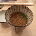 木挽町 とも樹 - かわはぎのお味噌汁（小吸物）
