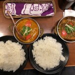 スパイスバザール アチャカナ - カレー2種　ライスレギュラー2つ　どんなけ食べるねん