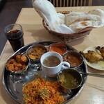 インド・ネパール料理 ライノ - 