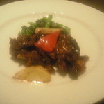 東天紅 - 牛肉のオイスタ－ソース炒め