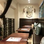 ヴィアート - 【'12/12/12撮影】店内のソファー席の風景です