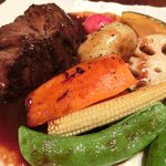 ヴィアート - 【'12/12/12撮影】木戸シェフ自慢 本日のスペシャリテ 1000円 の黒毛和牛ホホ肉の赤ワイン煮込み