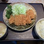 とんかつ くにか - ちきんかつ・ひれかつ定食(ランチメニュー・ご飯大盛)