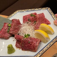 神戸焼肉 金虎 - 