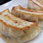 横浜餃子軒 - 餃子アップ