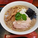 煮干し中華そば・つけ麺 海猫 - 