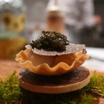 IZA - ウニとうずらのタルト仕立てアップ