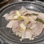 南部藩長屋酒場 - 花巻産 白金豚のくわ焼き