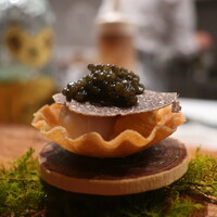 IZA - ウニとうずらのタルト仕立てアップ