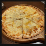 Biyaresutoranginzaraion - 6種チーズのおつまみピザ
