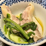 鳥田中 - 抱き身風に切りつけたモモは皮と肉の間の脂が蕩けて死にそうなくらい旨いｗ