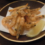 礎 - 川海老の唐揚げ　　殻はサクサク　中身は揚げすぎに寄って縮んだりせず、身の食感をしっかり味わえる