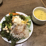 Guriru Domi Kosugi Andomato - サラダバー&コーンスープ