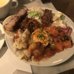 MORETHAN TAPAS LOUNGE - 