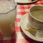 アルバータ ファミリア - ホワイトソーダ・コーヒー