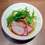 晴耕雨読 - とりしょうゆまぜそば(地鶏とカモ) 細麺