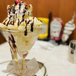 シェイク ツリー ダイナー - 