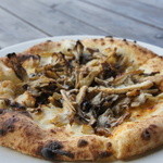 きのこの燻製モッツァレラ