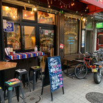 グッドフェロウズ - 外観