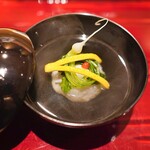 銀座 しのはら - マグロだしお椀：甘鯛蓮蒸し、キクラゲ、メカブ
