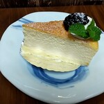 Cake&Coffee Pokkuru - チーズケーキ 400円税込