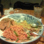 HANAMARU厨房 - バカ盛食べ始め15分。6合目だが徐々にペースが落ちてくる