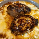hide’s dining 遊 - チーズハンバーグ。