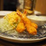 卓 - エビフライその１