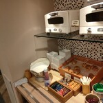 スーパーホテル - パン、ヨーグルト