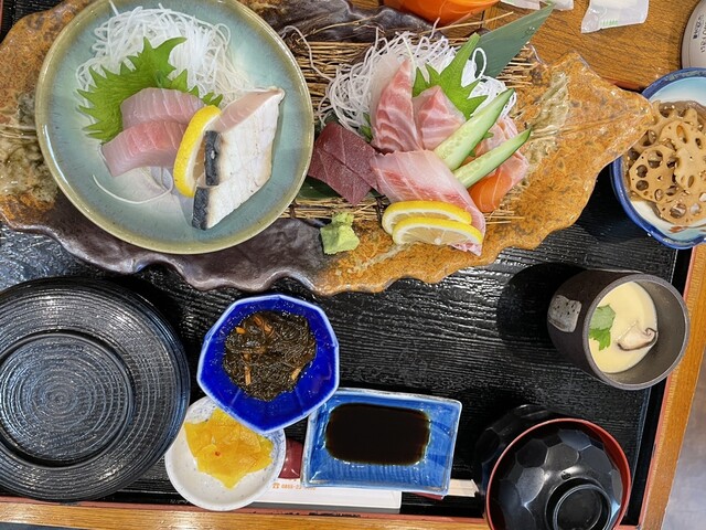 海鮮レストラン会津屋八右衛門(ゆうひパーク浜田 海鮮レストラン会津屋八右衛門) - 浜田(日本料理)