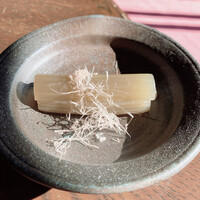 国登録文化財 二木屋 - ふき。普段食べない、ふき。