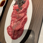 Jukusei Yakiniku Maruniku - 