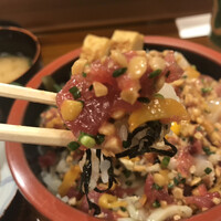 江戸前 寿し政 別館 - 具材は色々