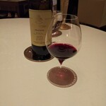 ロオジエ - ワインペアリングはメインまでかと思いきや、チーズでも出てきた(^_^)   