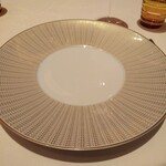 ロオジエ - ロオジエを象徴するアビランドのショープレート。これ欲しいなぁ。