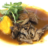 Bar Espanol YEBRA - イベリコ豚肩肉煮込み