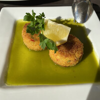 CICADA - クラブケーキ　パクチーしっかりめ