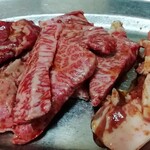 焼肉まるじゅう - 