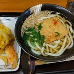 麦まる - きつねうどん、野菜かき揚げ、カニカマ天