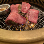 Yakiniku Yonsansan - 