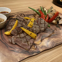 RED ROOM rooftop & grill - 