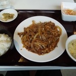 中華料理 京華茶楼 - ランチ　生姜焼き定食800円