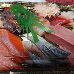魚楽小川水産 - 刺身の盛り合わせ