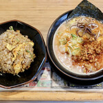 二代目 麺の坊 晴レル屋 - 赤とんこつ＋チャーハン